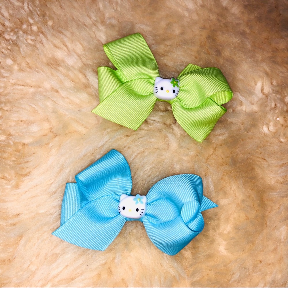 HELLO KITTY hair accessories bow bows green & blue